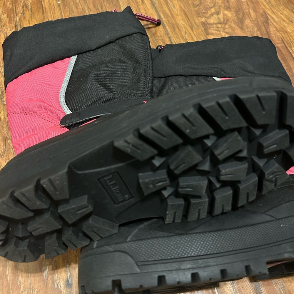 L. L. Bean Girl’s Insulated Snow Boots Pink and Black Size 7 - Picture 5 of 8